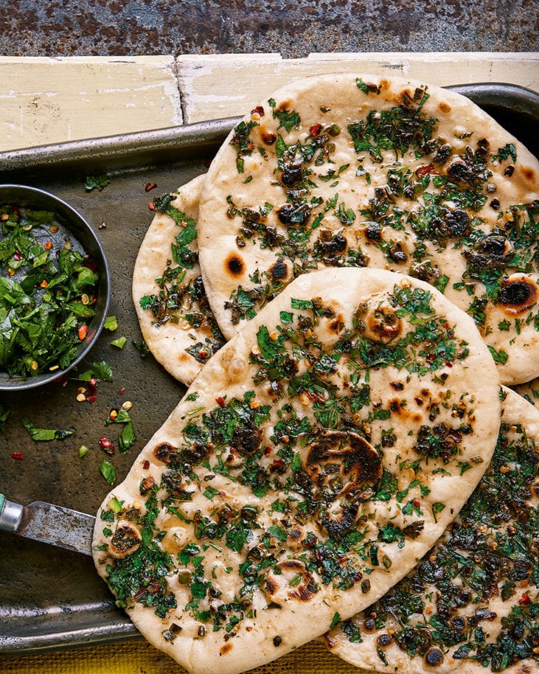 CHILLY GARLIC NAAN
