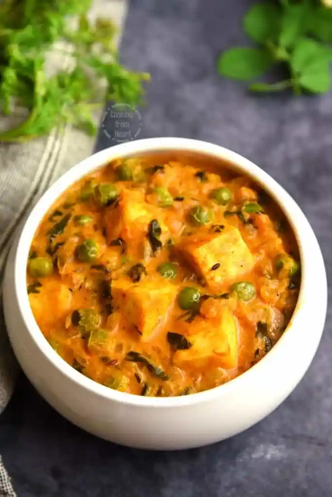 PANEER METHI MUTTER MASALA
